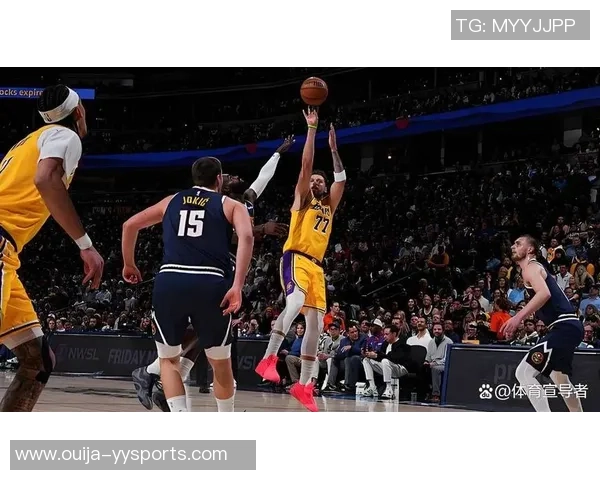 正负值-16遭狂黑！41岁詹皇还能隔扣追帽，谁懂他的无法？